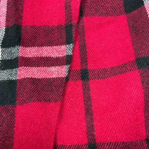 H&M red plaid tartan skirt - Picture 2 of 6